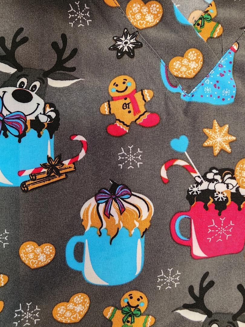 GT-Christmas Print V-Neck Top | 548XM