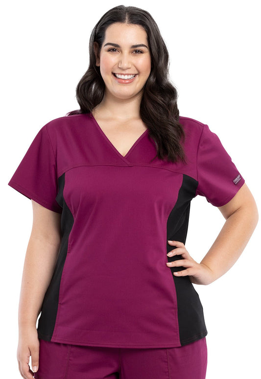 V-Neck Knit Panel Top | WW2875