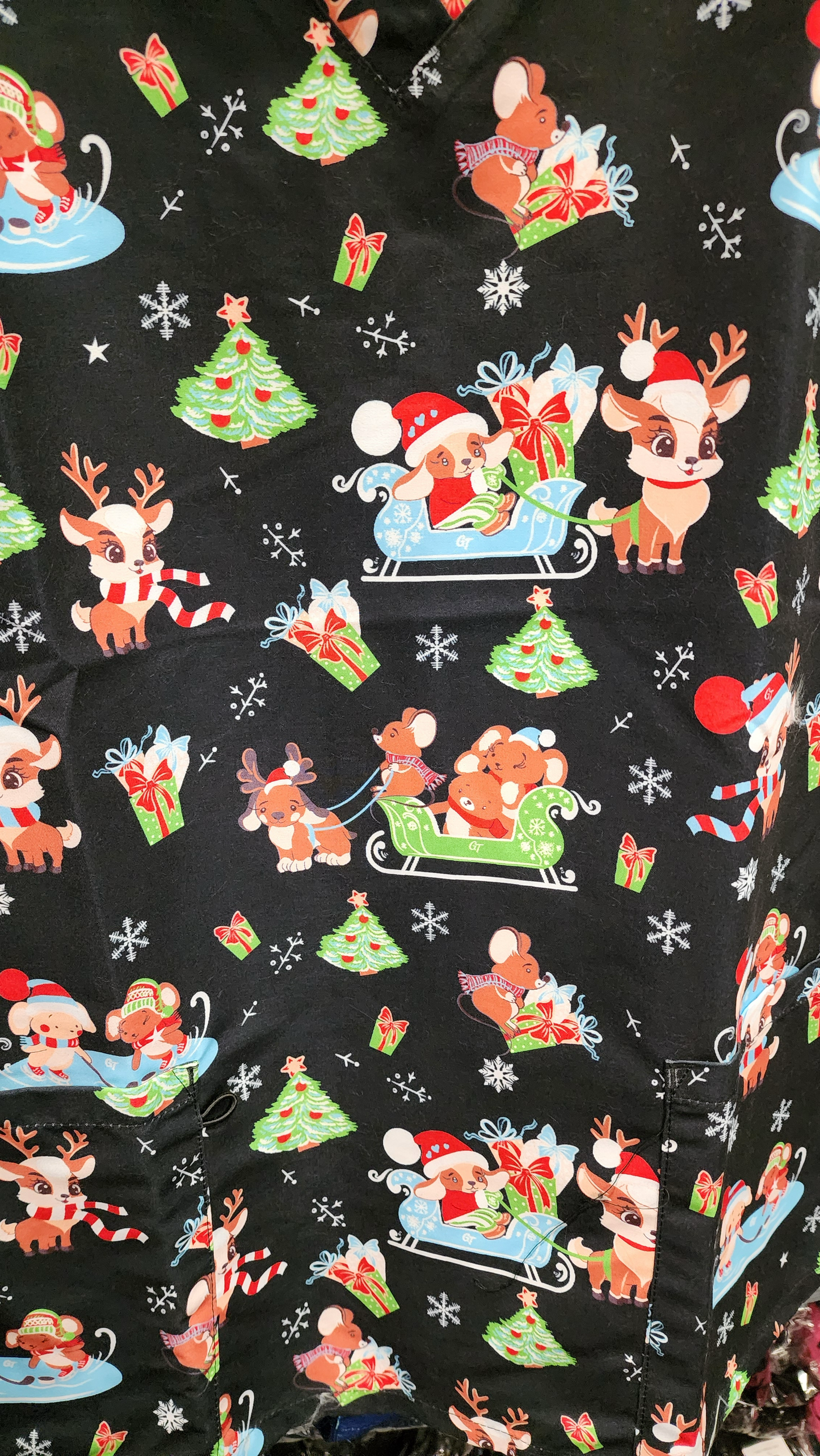 XMAS-Serene V-Neck Top | XM-9000