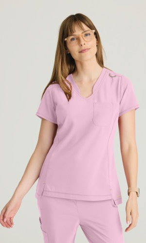 SWAY 1-POCKET BANDED V-NECK CICLO SCRUB TOP | #GSST181