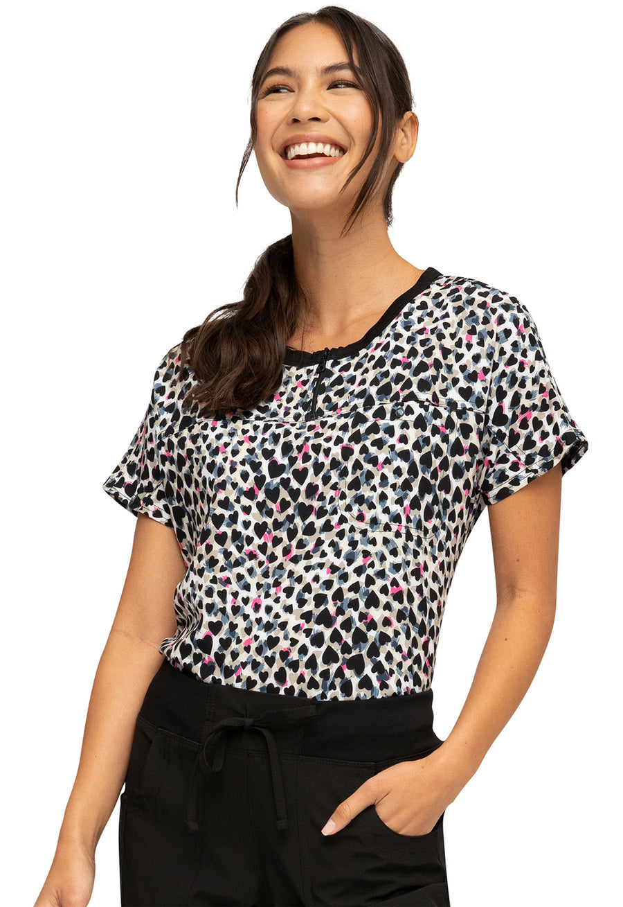 Round Neck Tuck-in Top in Forever Wild At Heart | HS800